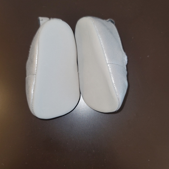 Cater's Newborn shoes - Picture 5 of 5